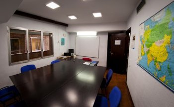 Aenfis Fuengirola Escuela de idiomas
