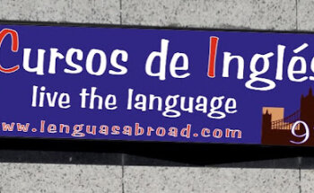 LenguasAbroad, Escuela de inglés