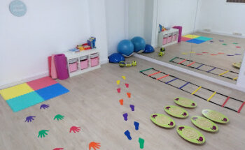 ENGLISH FIT AND FUN
