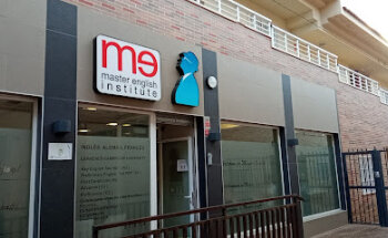 Master English Institute