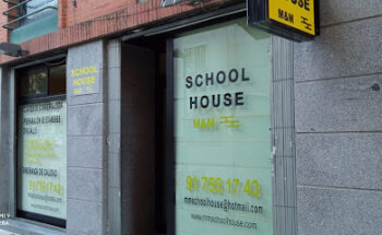 SCHOOL HOUSE M&M