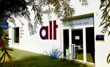 alt