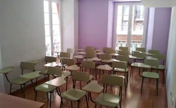 Academia Luis Vives