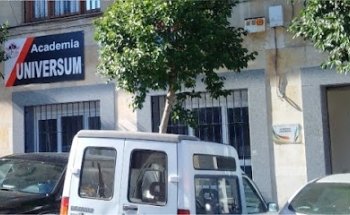 ACADEMIA UNIVERSUM