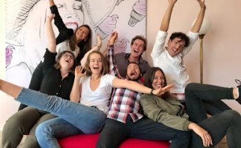 Una Paloma Blanca Language Hub