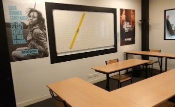 Acadomia Tutoring And Tuition À Angers