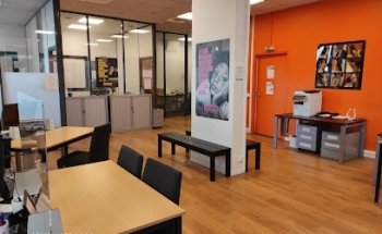 Acadomia Tutoring And Tuition À Cergy
