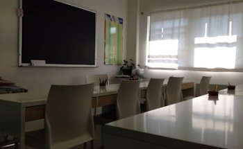 Elc Sarzana - English Language Centre