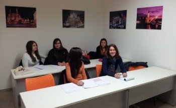 Scuola di Lingue Language Experience