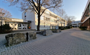 Gottlieb-Daimler-Schule 2 Technisches Schulzentrum