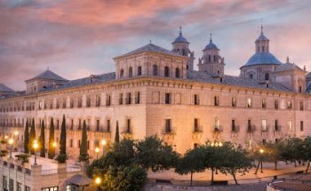 ESI · Escuela Superior de Idiomas · UCAM