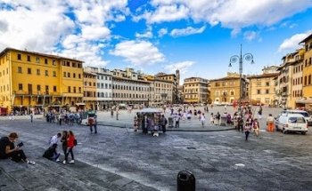 Scuola Toscana - Italiano a Firenze