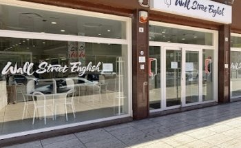 Wall Street English