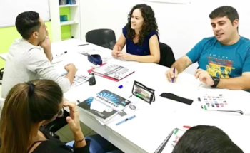 Idiomes L'acadèmia